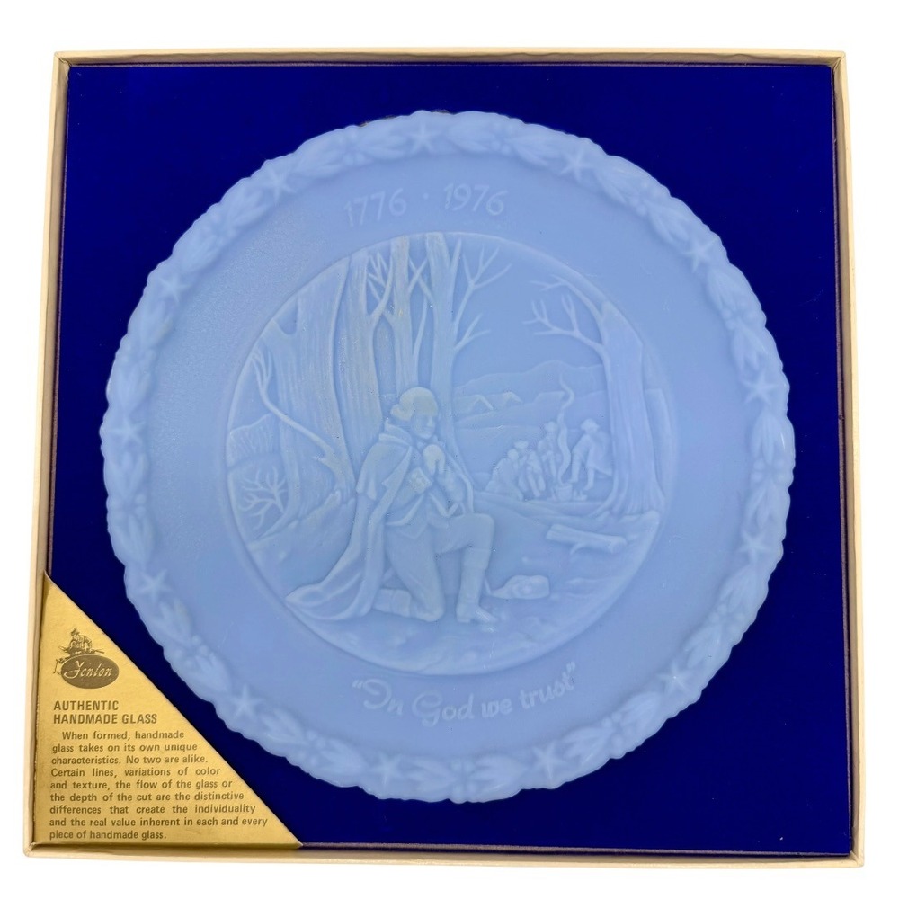 Fenton Bicentennial George Washington Valley Forge Blue Satin Glass Plate Vtg - Picture 2 of 10